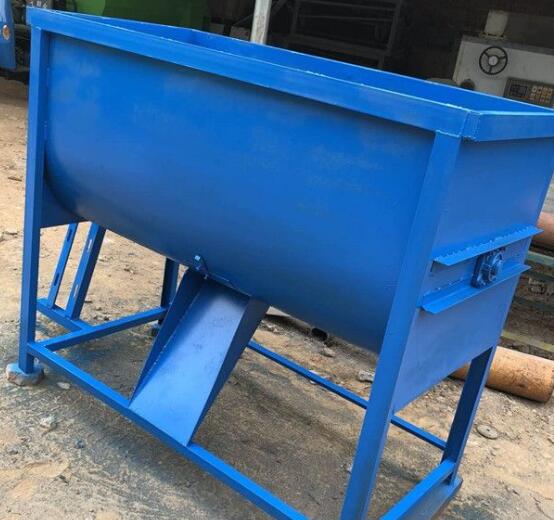 攪拌機是如何運行的？