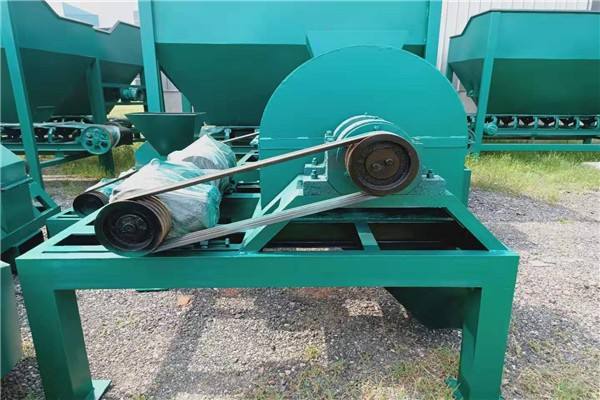 雞糞有機(jī)肥設(shè)備廠家如何選擇？