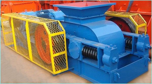 對輥造粒機(jī)實(shí)拍