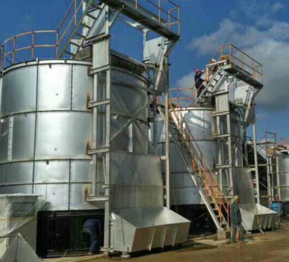 有機(jī)肥發(fā)酵設(shè)備在生產(chǎn)中常見的有哪幾種翻拋設(shè)備？