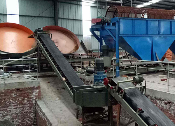 200頭牛的養(yǎng)牛場(chǎng)糞便怎么處理？